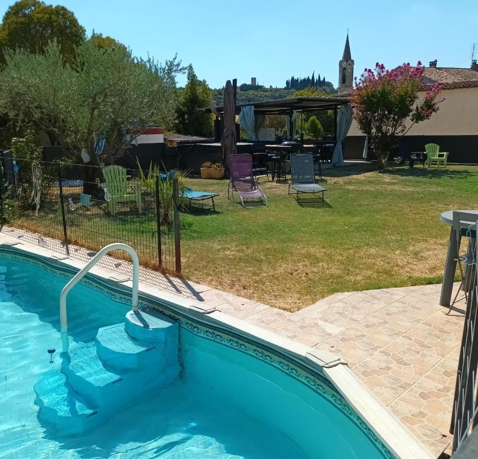 Chambres D'Hotes & Jacuzzi - A L'Ombre Des Amandiers Saint-Martin-dʼArdèche Exterior foto